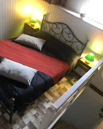 Les Du Fraisse Bed & Breakfast *